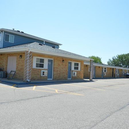 Americas Best Value Inn Suburban Emmetsburg Экстерьер фото